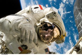 astronaut 11080 1280