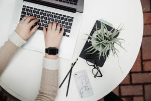 corinne kutz tMI2 r5Nfo unsplash 1